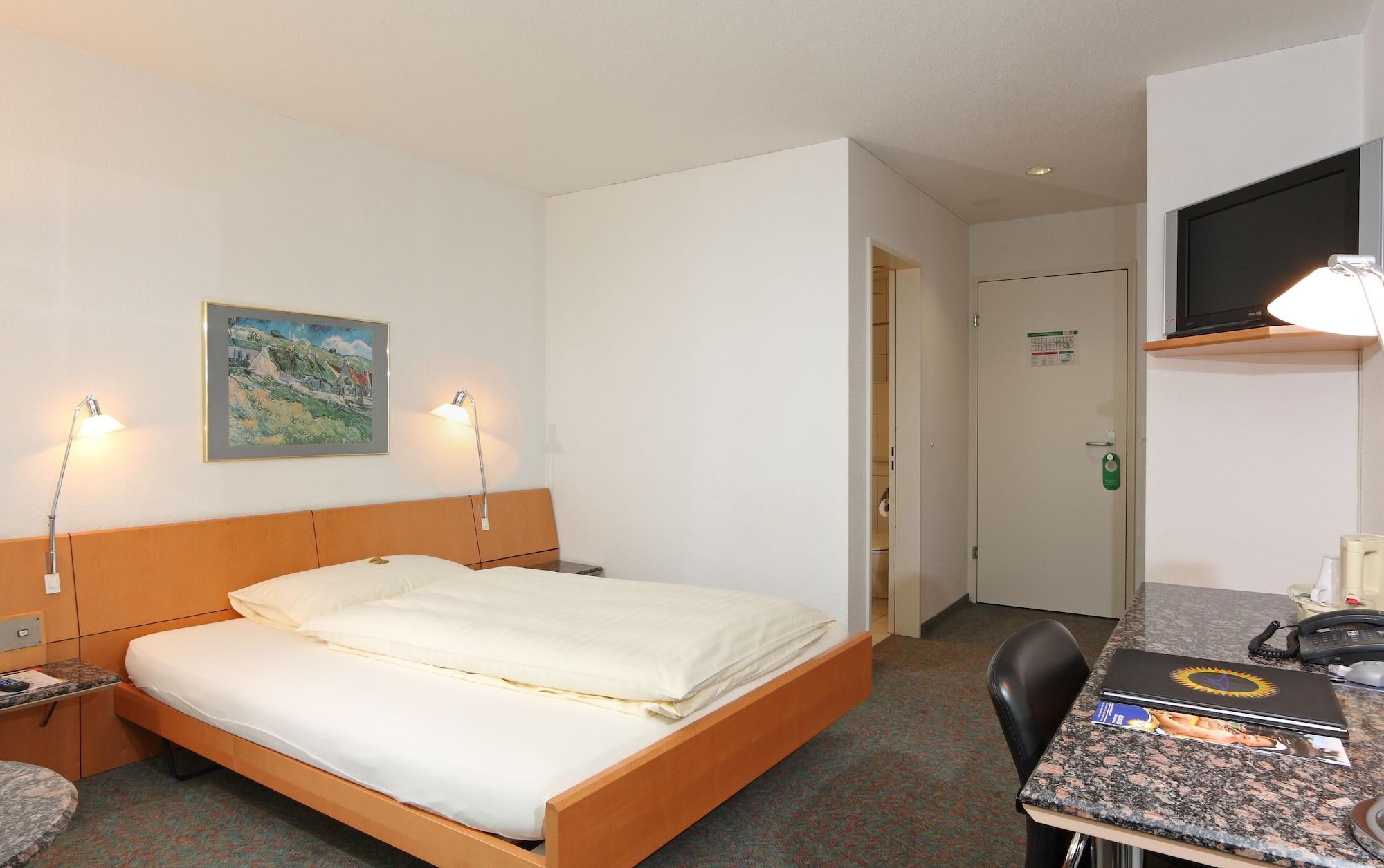 Hotel Conti Dietikon Exterior photo