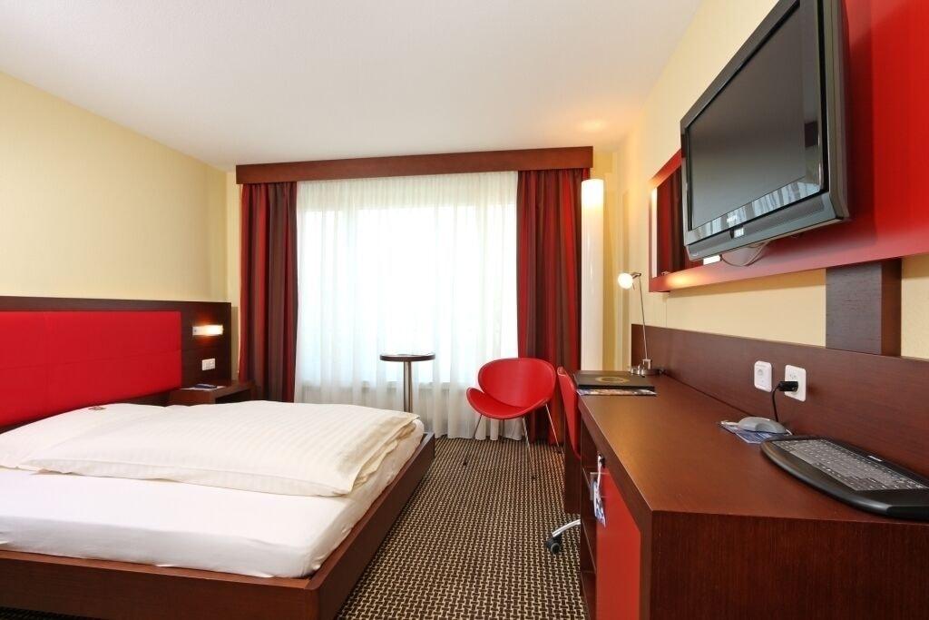 Hotel Conti Dietikon Exterior photo