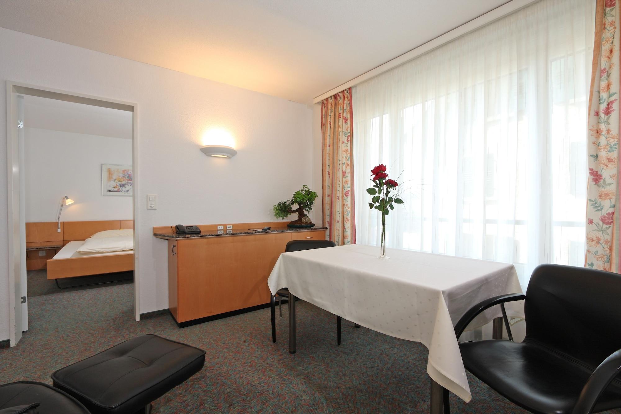 Hotel Conti Dietikon Exterior photo